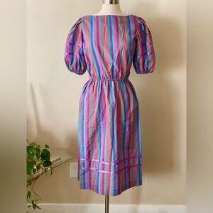 Vintage puff sleeves dress